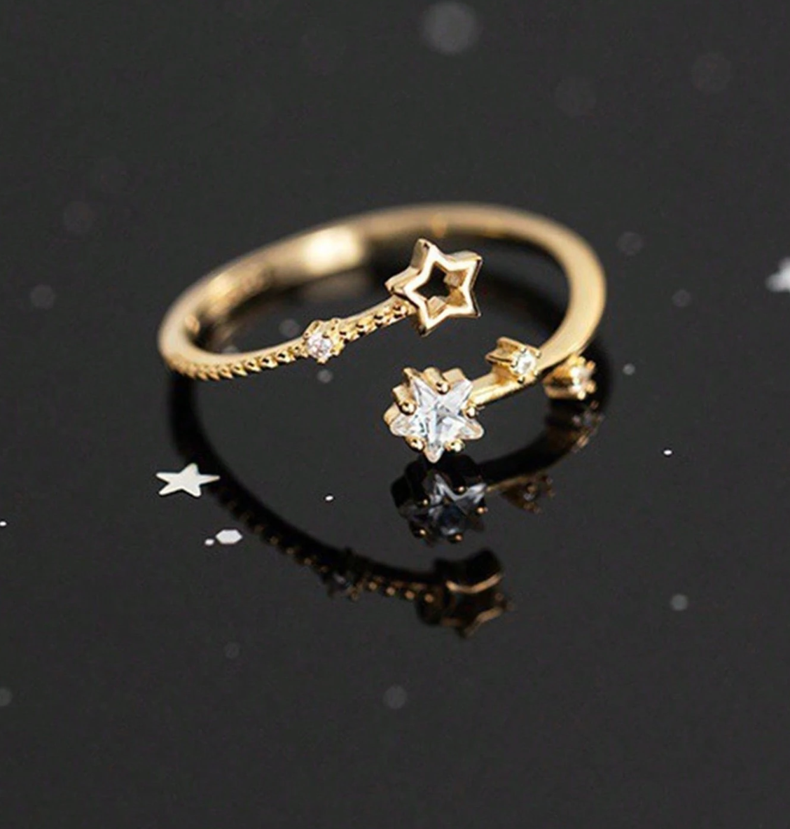 Starlight Cuff Ring – Crystal Glow Edition