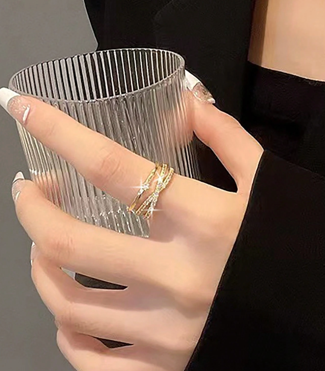 Eternal Cross Glow Ring – Zirconia Edition