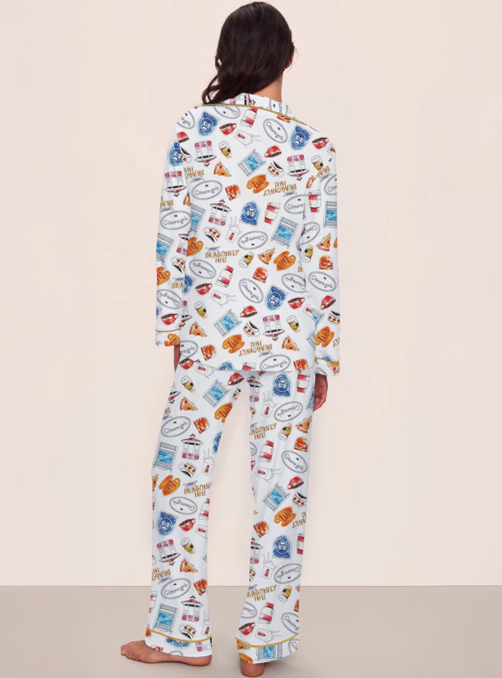 Women’s Retro Small Town Pajama Set – Cozy Two-Piece Sleepwear with Short Sleeve Top & Elastic Pants, All-Season Nightwear Gift
