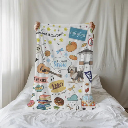 Cozy Café Icon Collage Plush Fleece Blanket – Soft Aesthetic Throw for Book Lovers & Comfort Show Fans