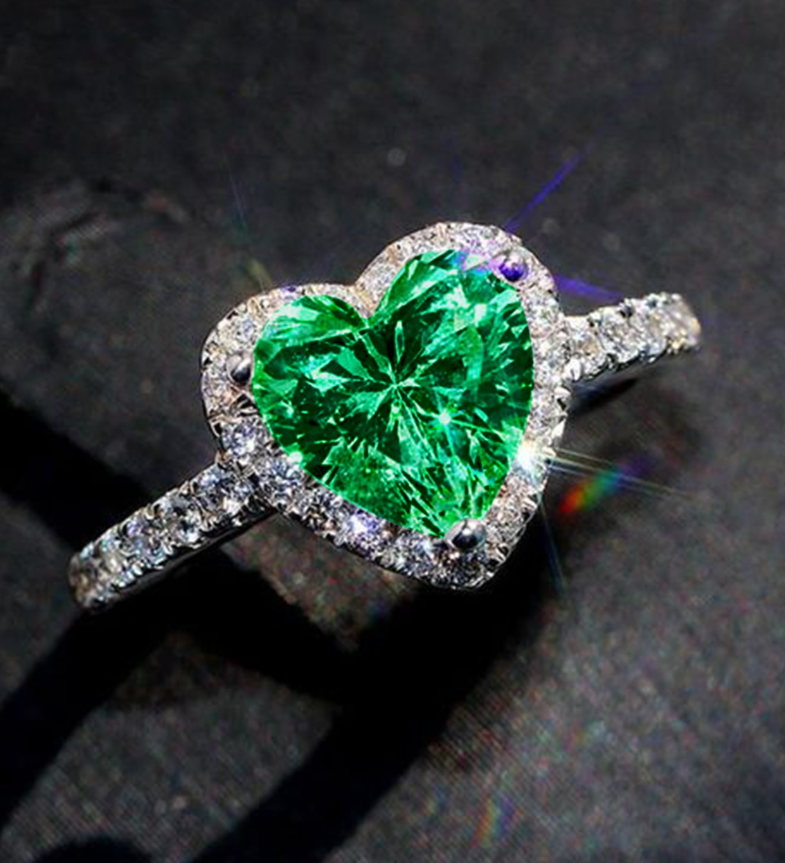 Romantic Heart-Shaped CZ Ring – Elegant Valentine’s Gift for Her