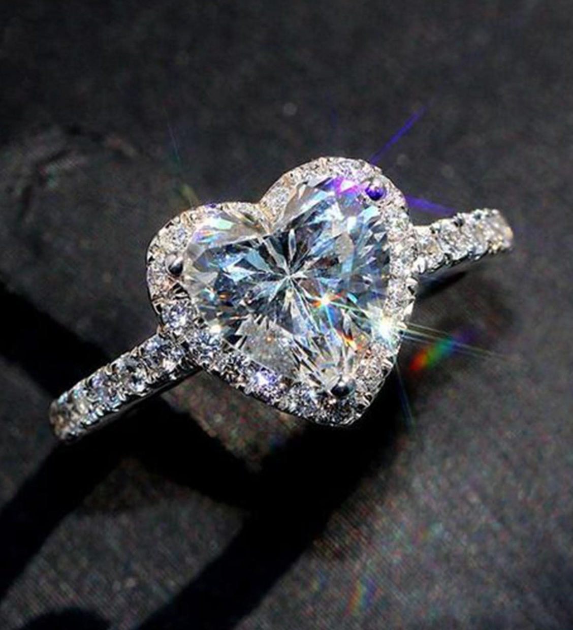 Romantic Heart-Shaped CZ Ring – Elegant Valentine’s Gift for Her