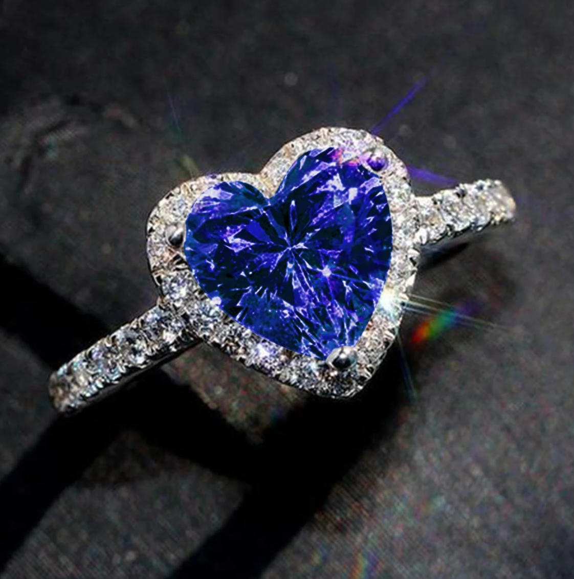 Romantic Heart-Shaped CZ Ring – Elegant Valentine’s Gift for Her