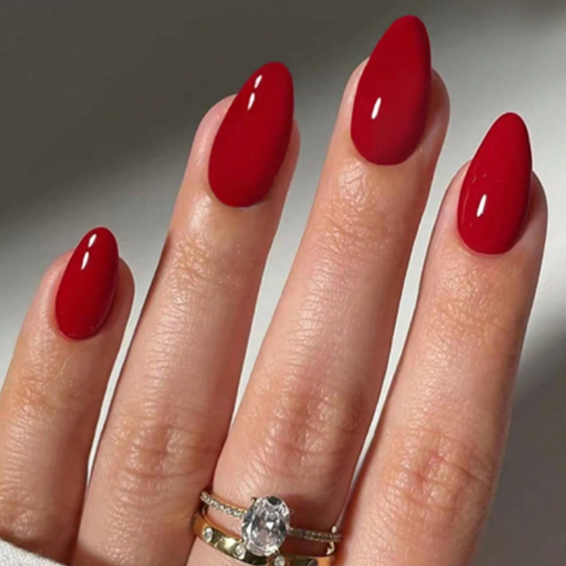 30 Pcs Almond Solid Color Press On Nail Set Universal Fit Everyday Manicure