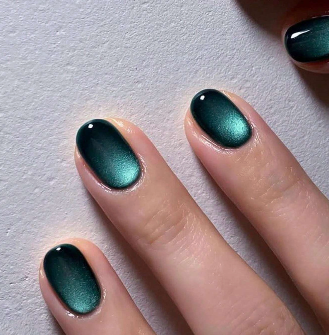 Neutral Short Square Green Cat Eye Press On Nails 24pcs Nail Box