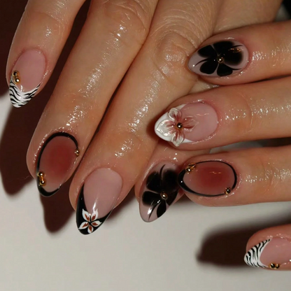 Short Oval 3D Gel Press On Nails Floral Pearl French Style 24pcs Nail Box