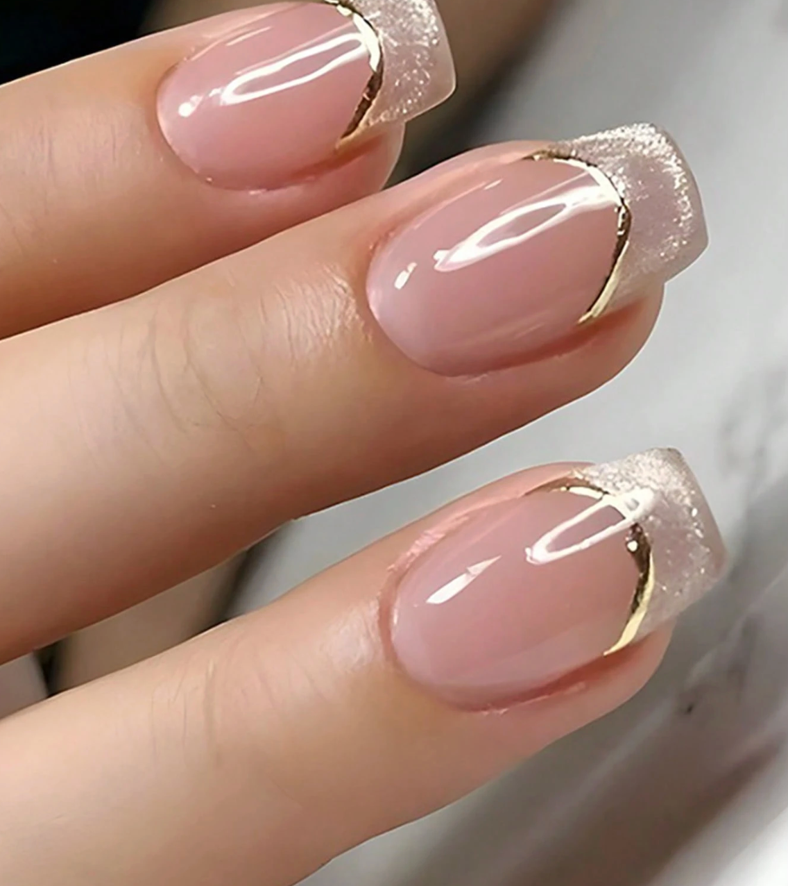 Short Square Red Press On Nails With Glitter Heart Design 24pcs Nail Box