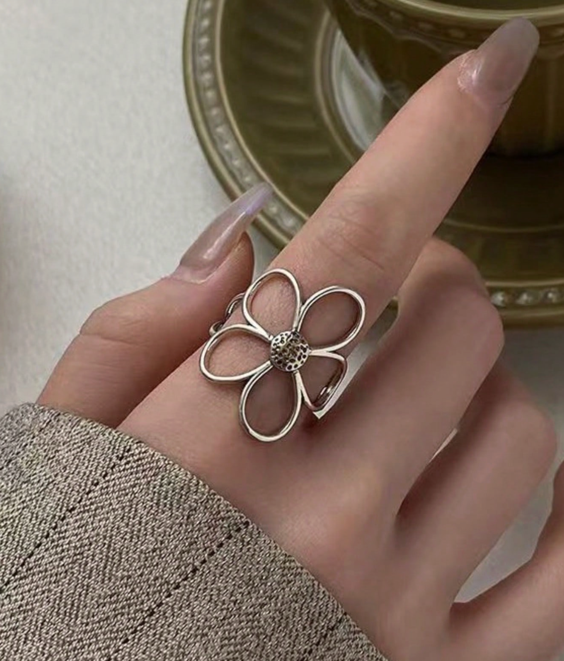 Bloom Whisper Open Ring – Floral Glow Edition