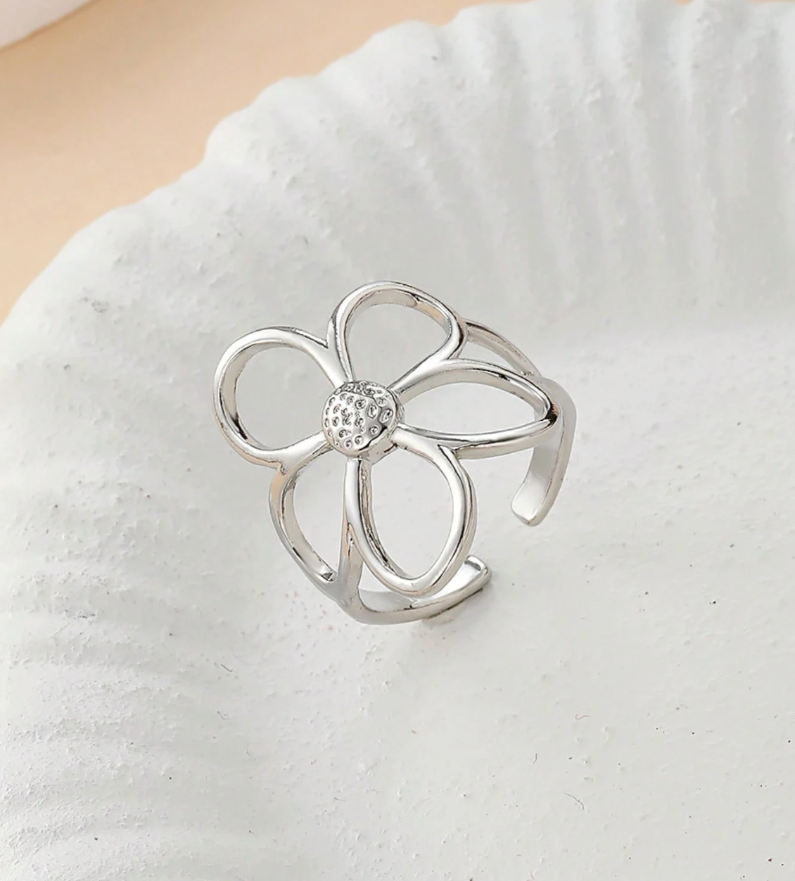 Bloom Whisper Open Ring – Floral Glow Edition