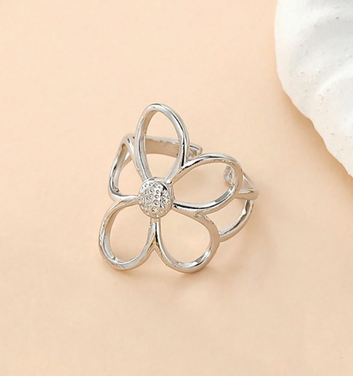 Bloom Whisper Open Ring – Floral Glow Edition