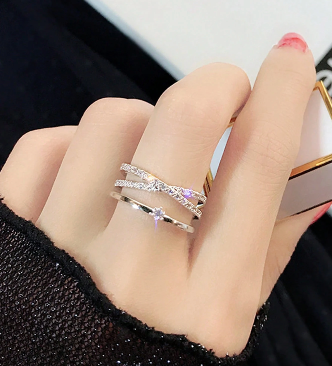 Eternal Cross Glow Ring – Zirconia Edition