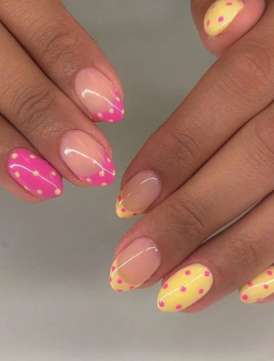 Short Oval Polka Dot French Press On Nails 24pcs Nail Box