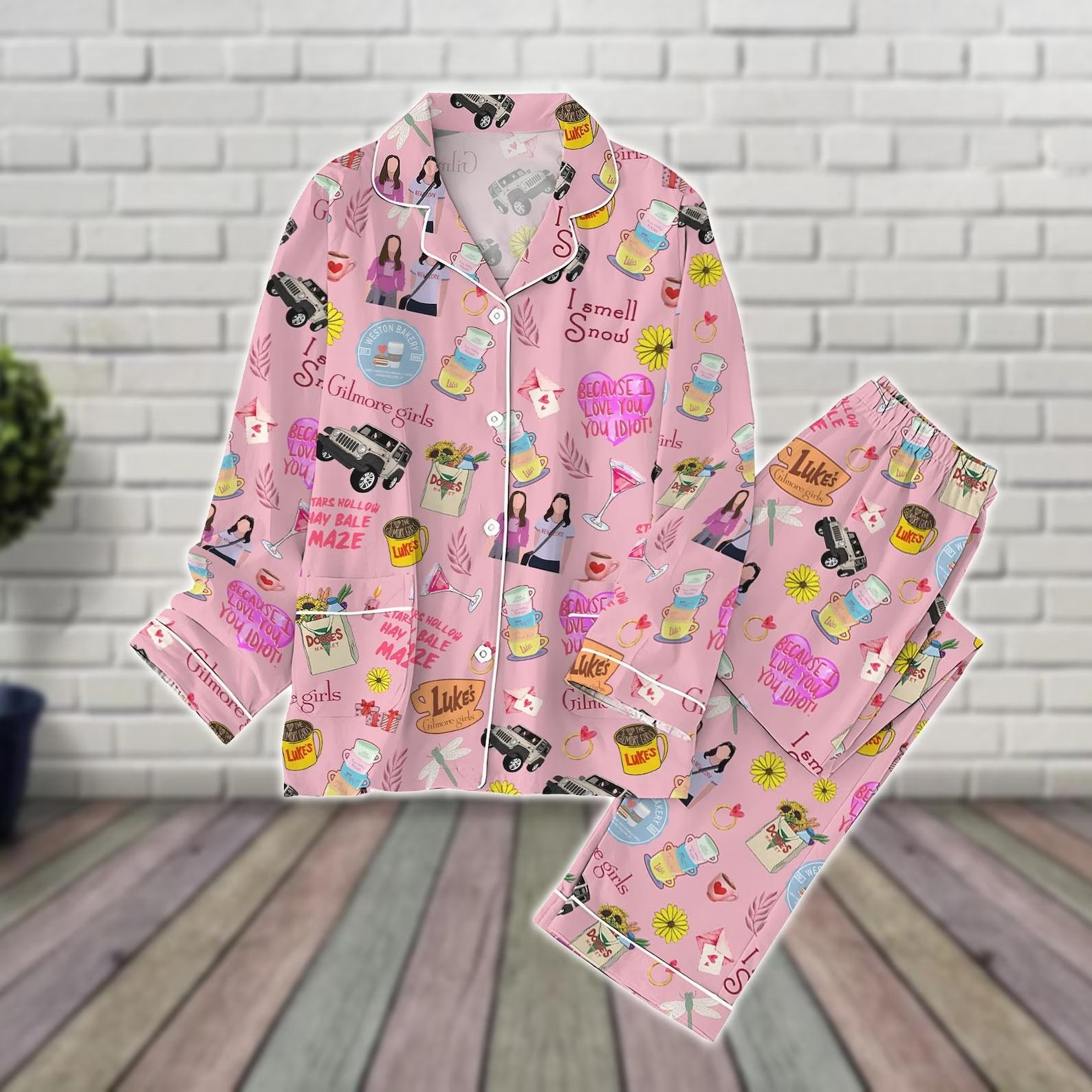 Vintage Stars Hollow Inspired Pajama Set – Pink Cozy Loungewear & Winter Sleepwear