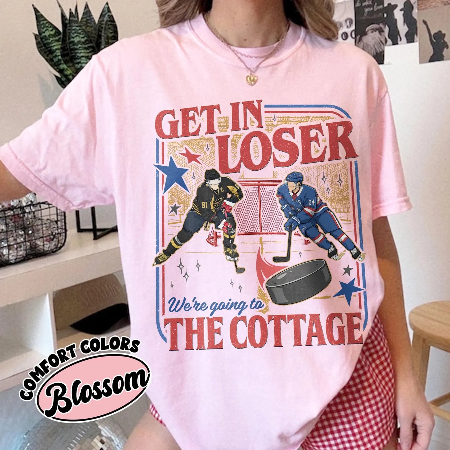 Queer Hockey Romance Comfort Colors Shirt – Pride BookTok Inspired Tee