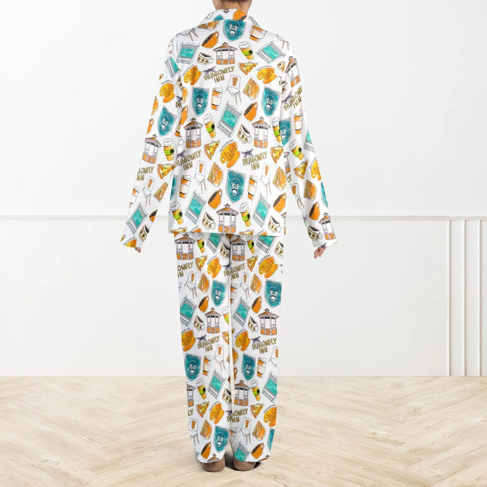 Vintage Stars Hollow Inspired Pajama Set – Autumn & Winter Cozy Sleepwear for Book Lovers